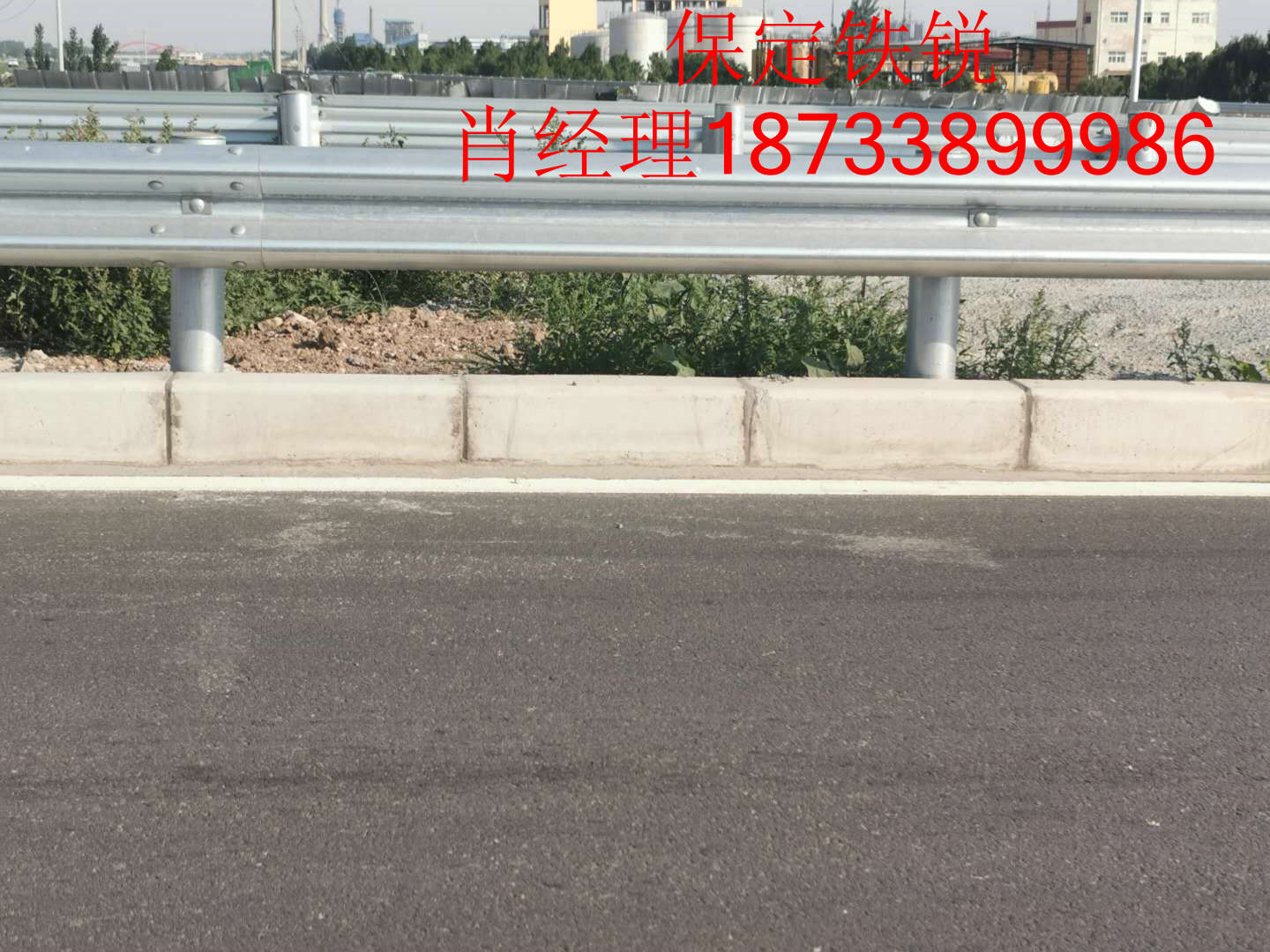 ·��ʯ���ܣ�·��ʯ����ָ��ʯ�ϻ��߻�������ע���͵�����״��������·���Ե�Ľ�ʯ��·��ʯҲ�Ƶ���ʯ��·��ʯ��·��ʯ��