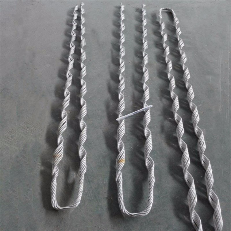 ��;��OPGWԤ��˿�����߼���Ҫ���ڼܿ�OPGW���ϵ��߹�����·�Ĺ̶���ê����һ�㰲װ���ն�����������������ת������λ�á� �ص㣺Ԥ��˿�����߼жԹ��µ������ɴﵽ���¼��޿���ǿ�ȵ�95%���ϣ���Ӧ�����м���Ӧ����Ӱ�졣 ��ɣ�Ԥ��˿�����߼����ÿ�װ������ڽ�˿�����˿����������ɡ� �û��ɸ������Ҫ������ѡ�����������Ӽ���