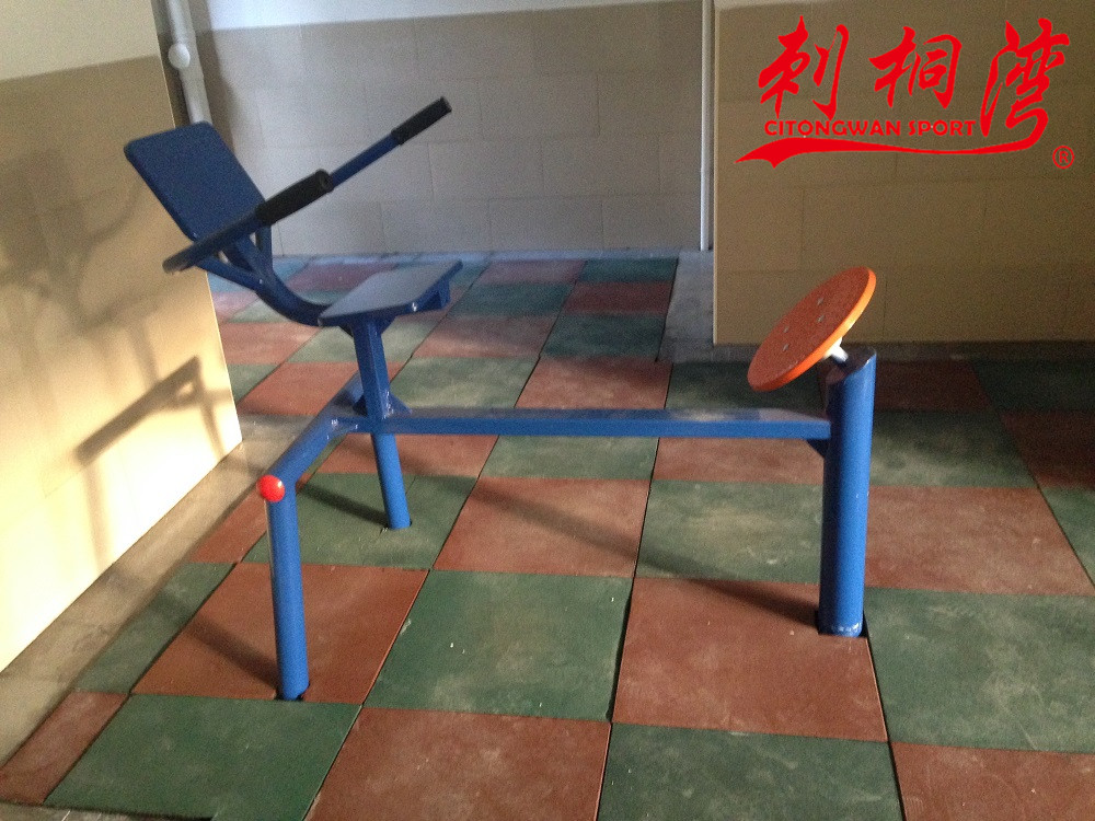 ռ�������1350*650*1008mm;  ��Ҫ���ܣ��ǻ����¹ؽڡ���Ħ�ŵ�Ѩλ����ͨѪ������ǿ��ؼ�Ⱥ  ��������