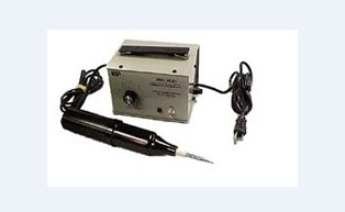 BD-50E�ƹܸ�Ƶ���ӻ𻨷������ܹ���ȫ����IEC61347-1:2007��GB19510.1-2009��׼�е�14.5�½�Ҫ�����ø�Ƶ�������������������״̬�����ݳ��������Ƿ��ȼ��